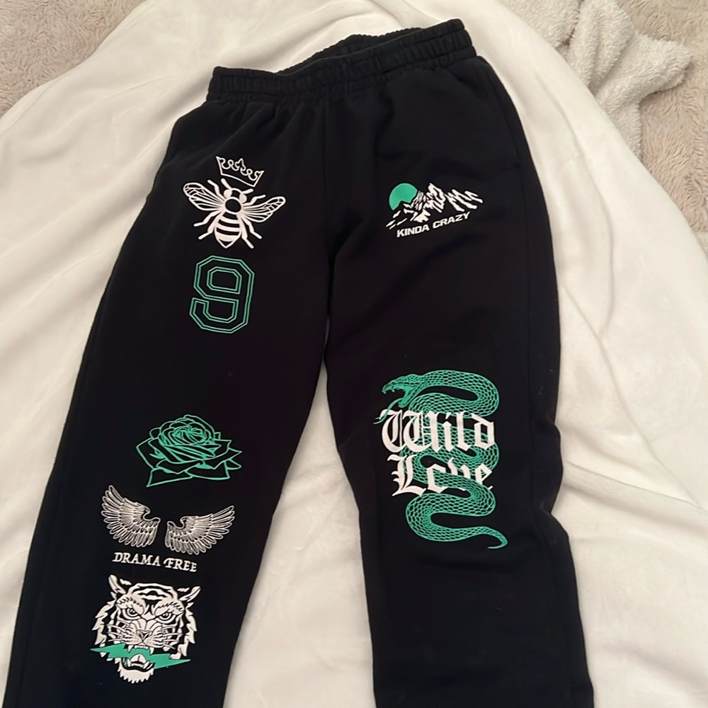 Adika Black sweats